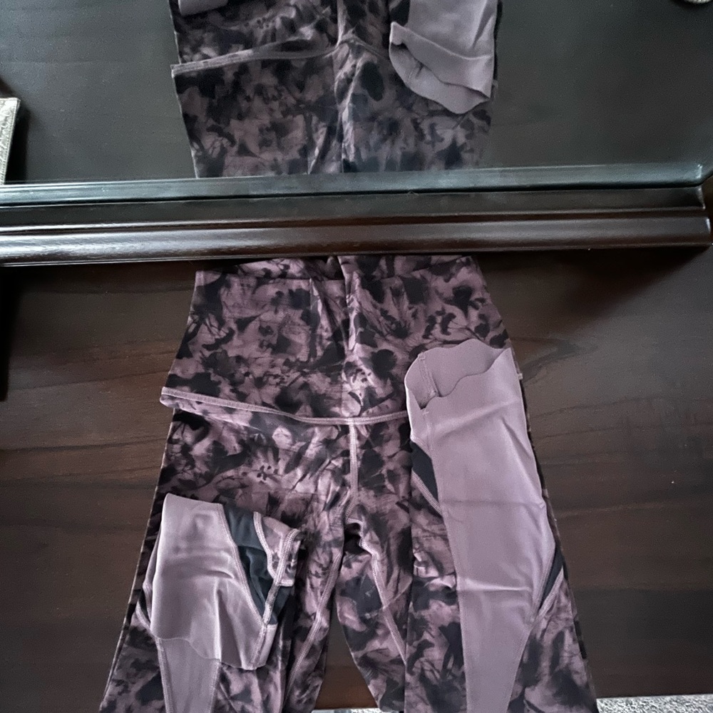 Lululemon luxtreme scallop hem 23” leggings
